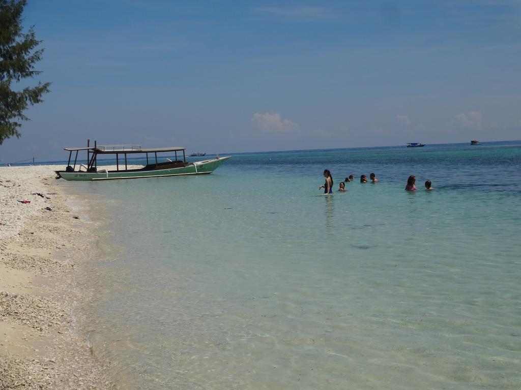 Ana Warung & Bungalows Gili Meno Exterior foto